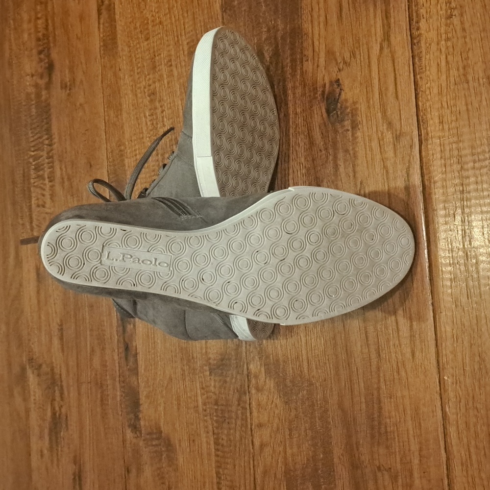 Linea Paolo Gray Suede Bootie, Size 11M - Picture 9 of 9